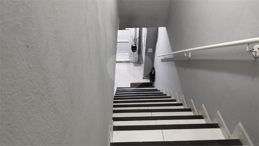 SOBRADO 2 QUARTOS  NA CACHOEIRINHA
