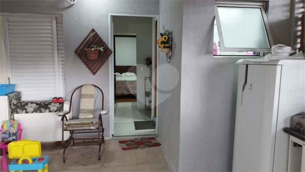 SOBRADO 2 QUARTOS  NA CACHOEIRINHA