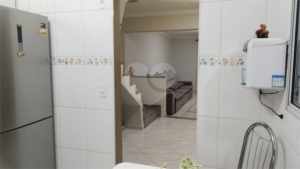 SOBRADO 2 QUARTOS  NA CACHOEIRINHA