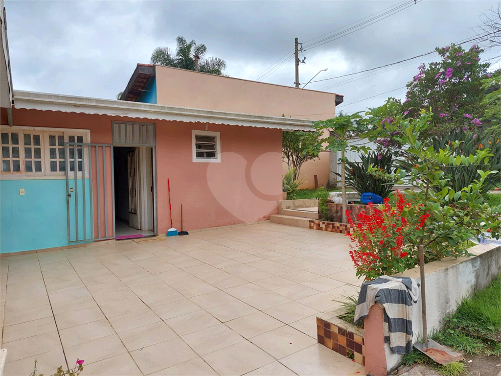 Chácara à venda com 2 quartos, 164m² - Foto 3