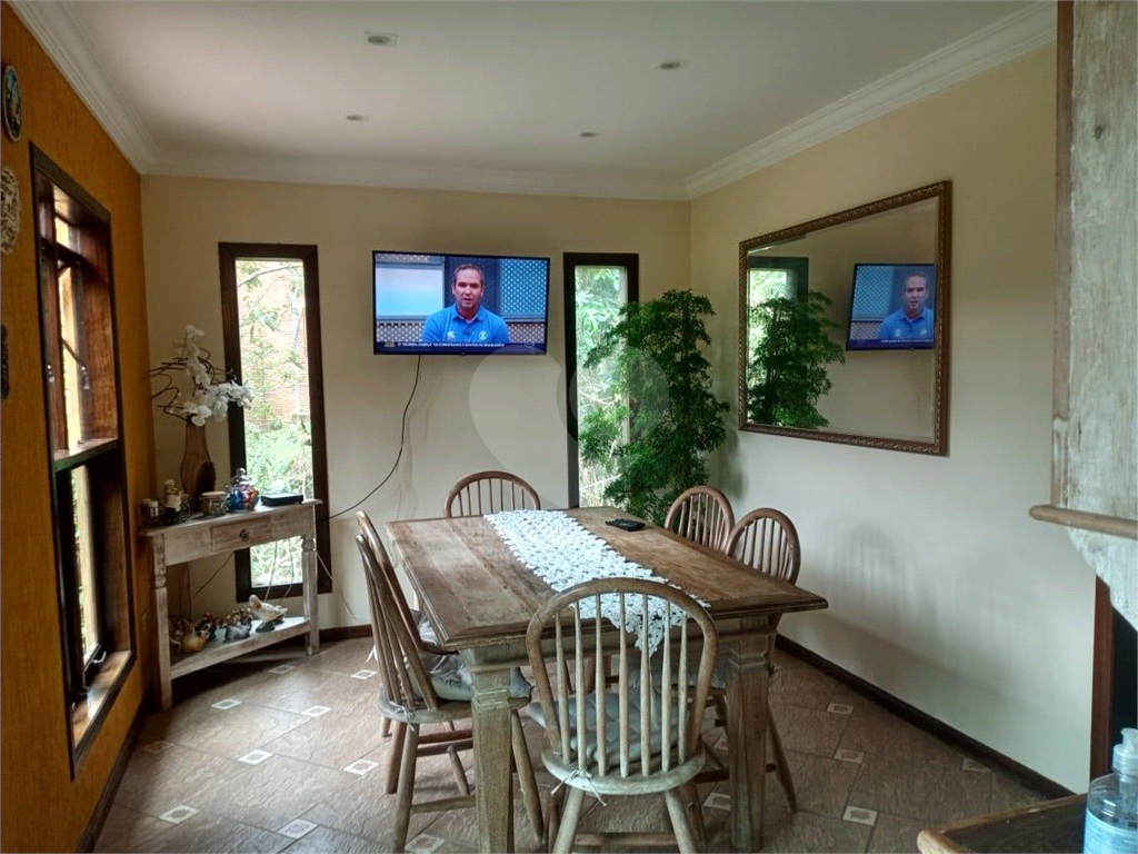 Casa para venda em condomínio na Serra da Cantareira.Estuda Permuta!!!