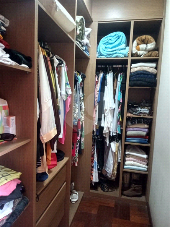 Casa para venda em condomínio na Serra da Cantareira.Estuda Permuta!!!