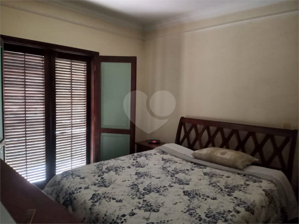 Casa para venda em condomínio na Serra da Cantareira.Estuda Permuta!!!