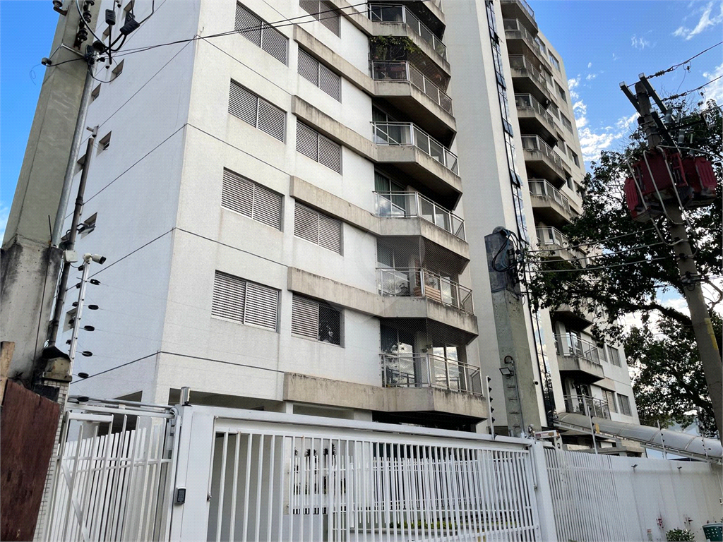Apartamento para venda possui 123 metros quadrados com 3 quartos em Alto da Lapa - São Paulo - SP