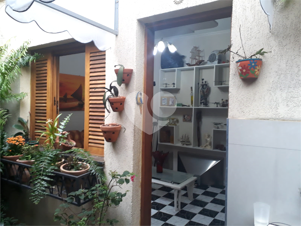 Sobrado a venda "porteira fechada" na Agua Fria 