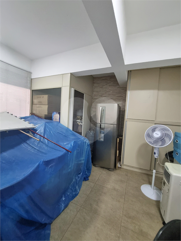 Sobrado com 177 m², 3 dormitórios e 5 vagas na Vila Isolina Mazzei