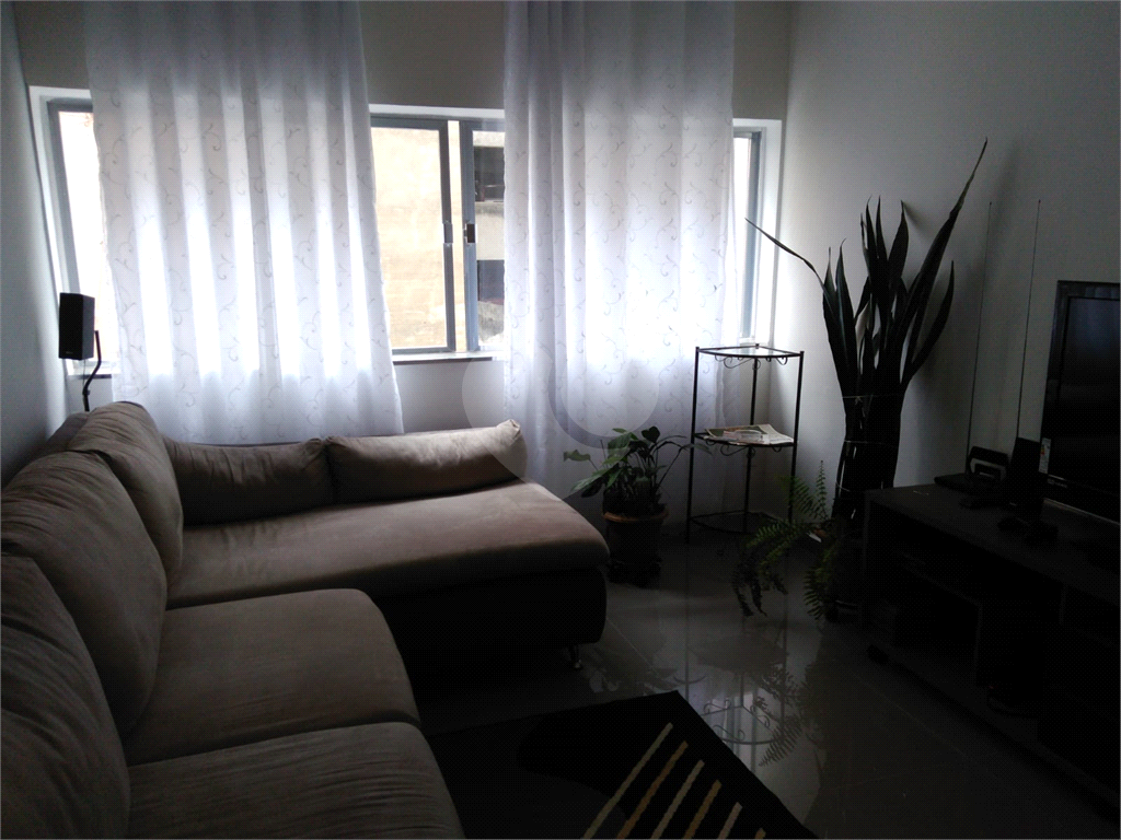 APARTAMENTO em BELA VISTA