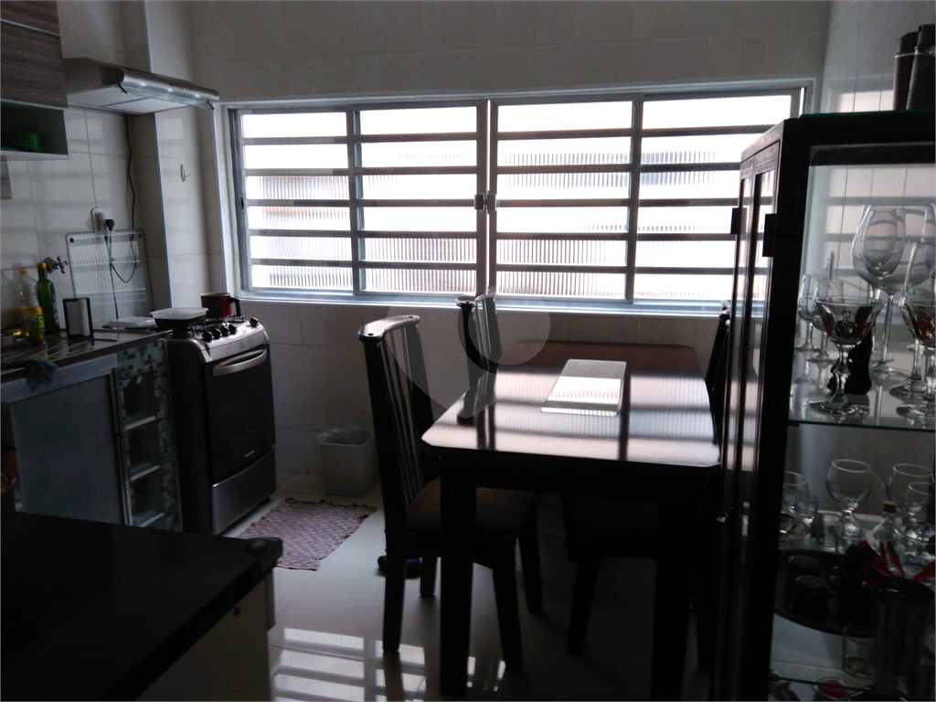 APARTAMENTO em BELA VISTA