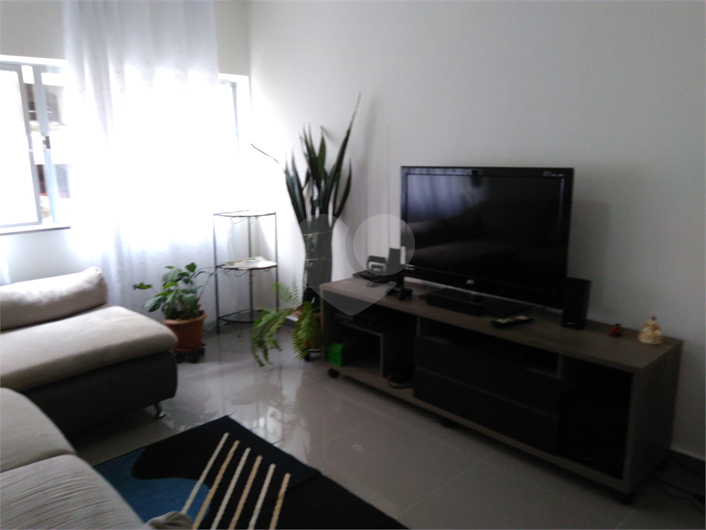 APARTAMENTO em BELA VISTA