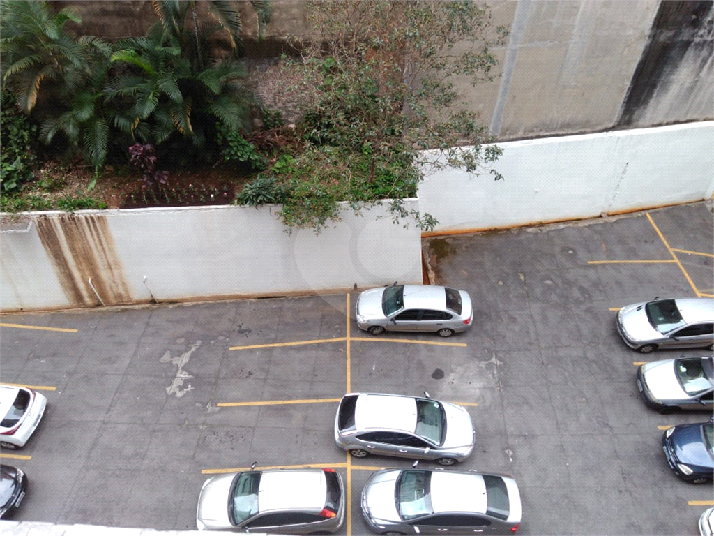 APARTAMENTO em BELA VISTA