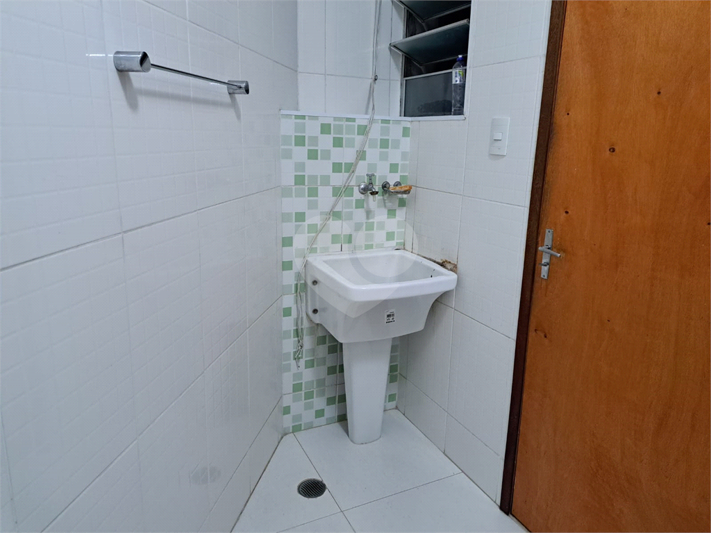 APARTAMENTO em BELA VISTA
