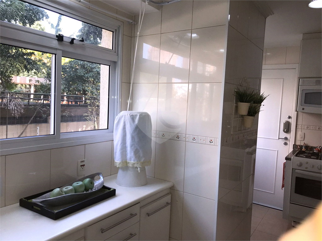 APARTAMENTO em PANAMBY