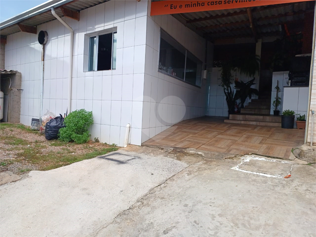 Casa à venda com 3 quartos, 284m² - Foto 3
