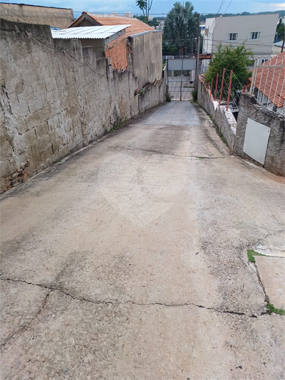 Casa à venda com 3 quartos, 284m² - Foto 4