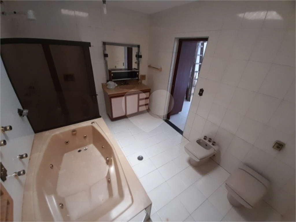 Sobrado à venda com 5 quartos, 300m² - Foto 13