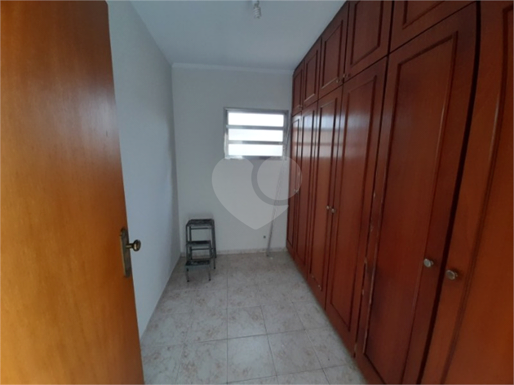 Sobrado à venda com 5 quartos, 300m² - Foto 27