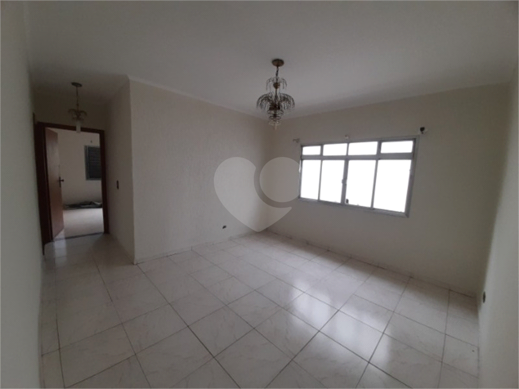 Sobrado à venda com 5 quartos, 300m² - Foto 17