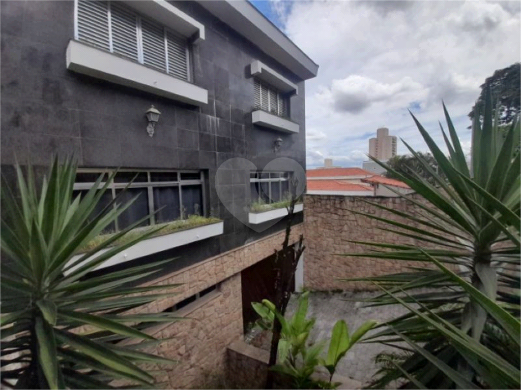 Sobrado à venda com 5 quartos, 300m² - Foto 41