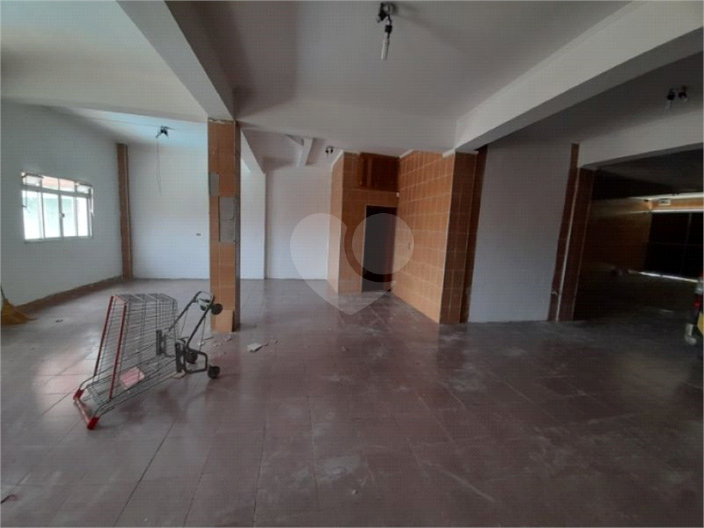 Sobrado à venda com 5 quartos, 300m² - Foto 38