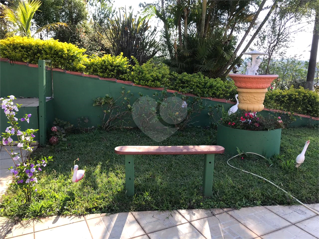 Casa à venda com 5 quartos, 180m² - Foto 7