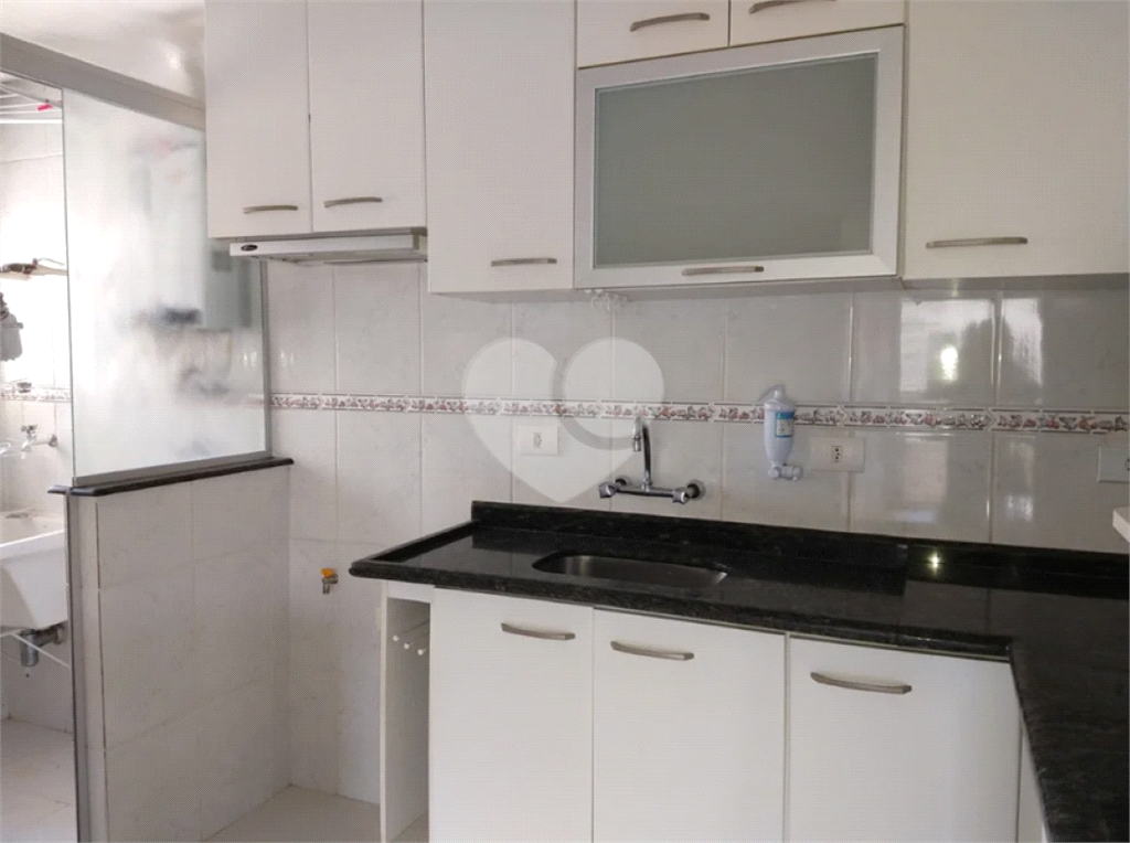 Apartamento à venda com 3 quartos, 66m² - Foto 6