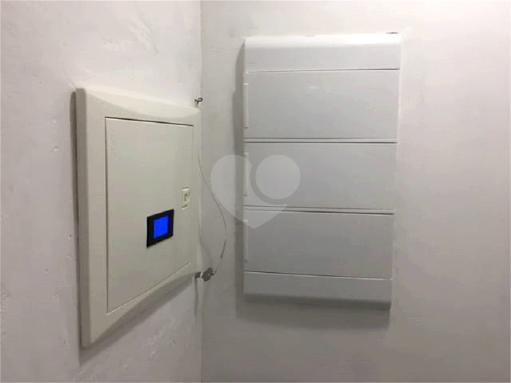 Sobreloja de 302 m² para locação na Rua Vergueiro,a 30 metros do Metrô Vergueiro