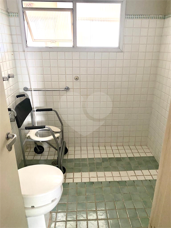 APARTAMENTO em ALTO DA BOA VISTA