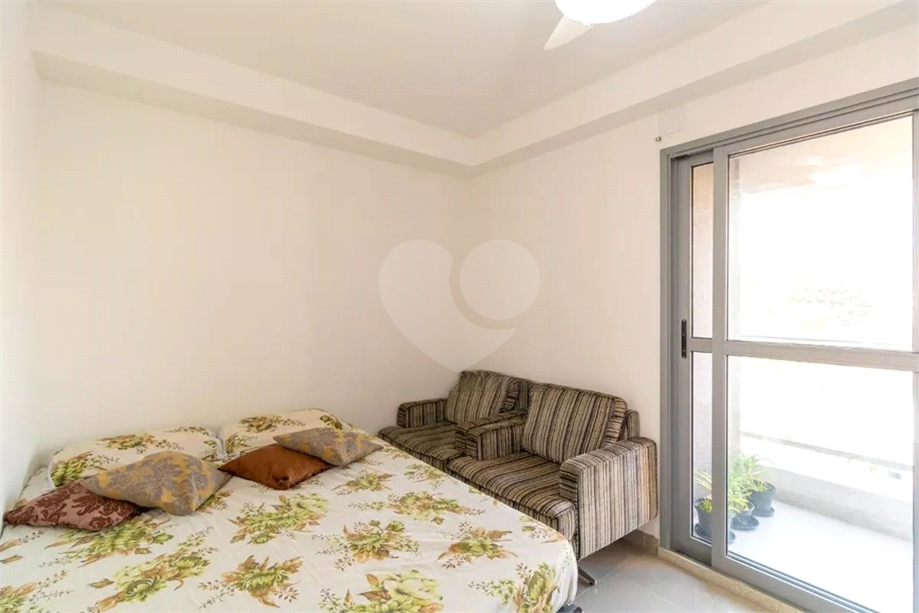 Apartamento, 1 quarto, 27 m² - Foto 1