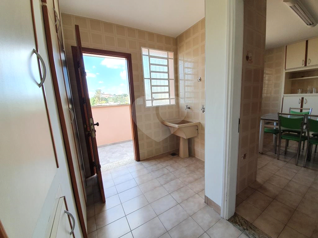 Casa à venda com 3 quartos, 207m² - Foto 7