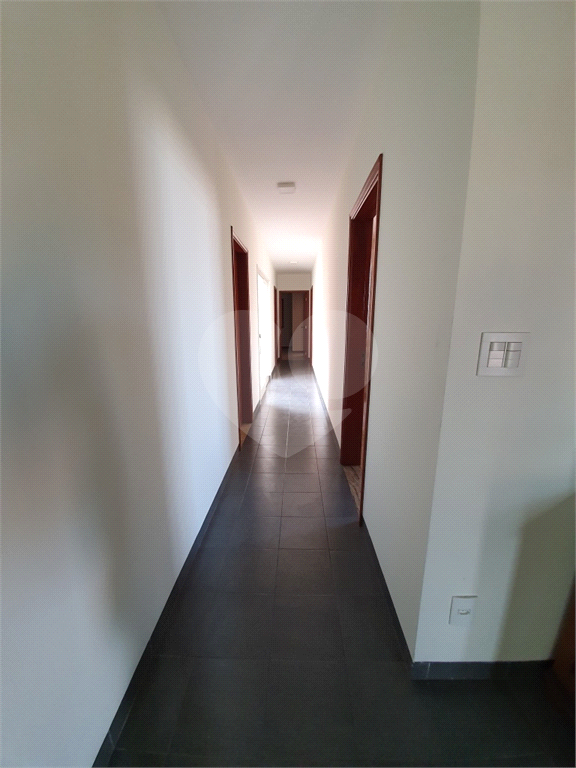 Casa à venda com 3 quartos, 207m² - Foto 6