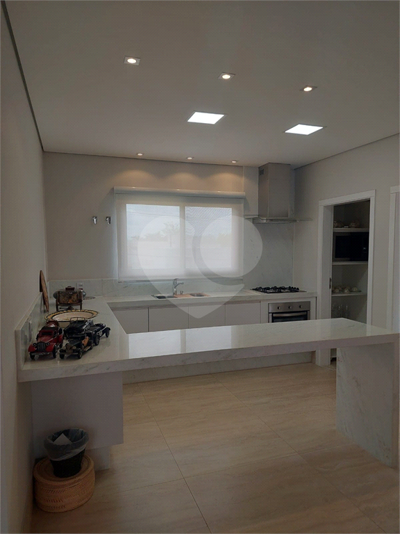 Casa de Condomínio à venda com 3 quartos, 309m² - Foto 9