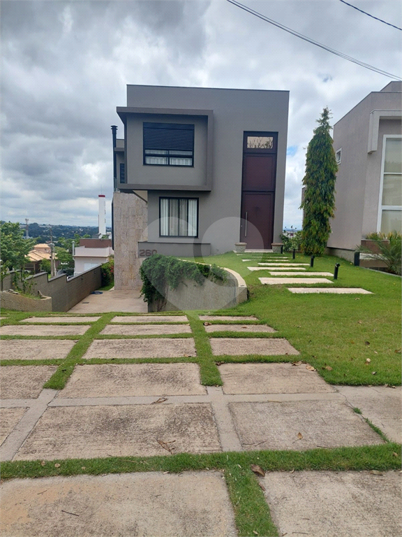 Casa de Condomínio à venda com 3 quartos, 309m² - Foto 1