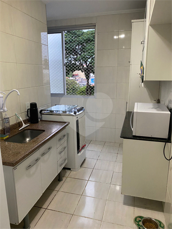 APARTAMENTO em CASA VERDE