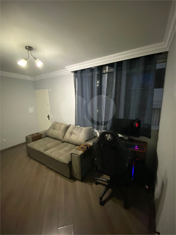 APARTAMENTO em CASA VERDE