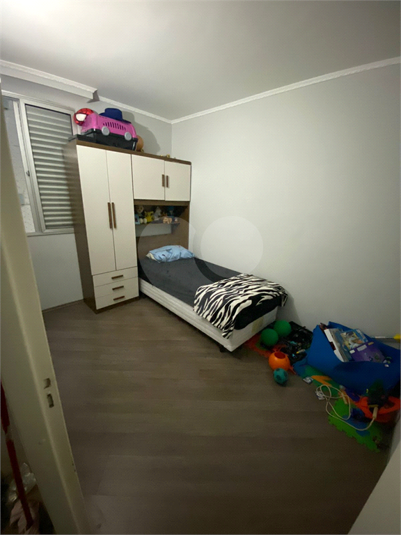 APARTAMENTO em CASA VERDE