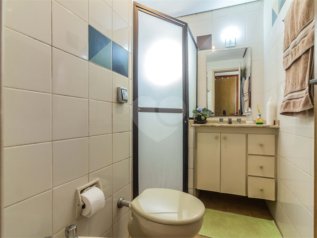 Apartamento para venda com 75 m, dois dormitórios, uma vaga na Vila Madalena!