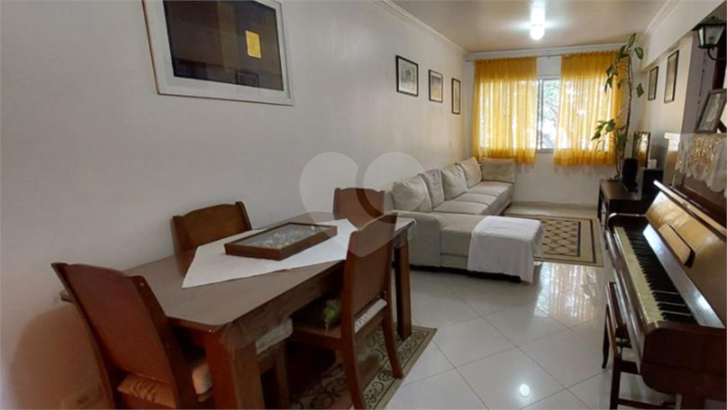 APARTAMENTO em TUCURUVI