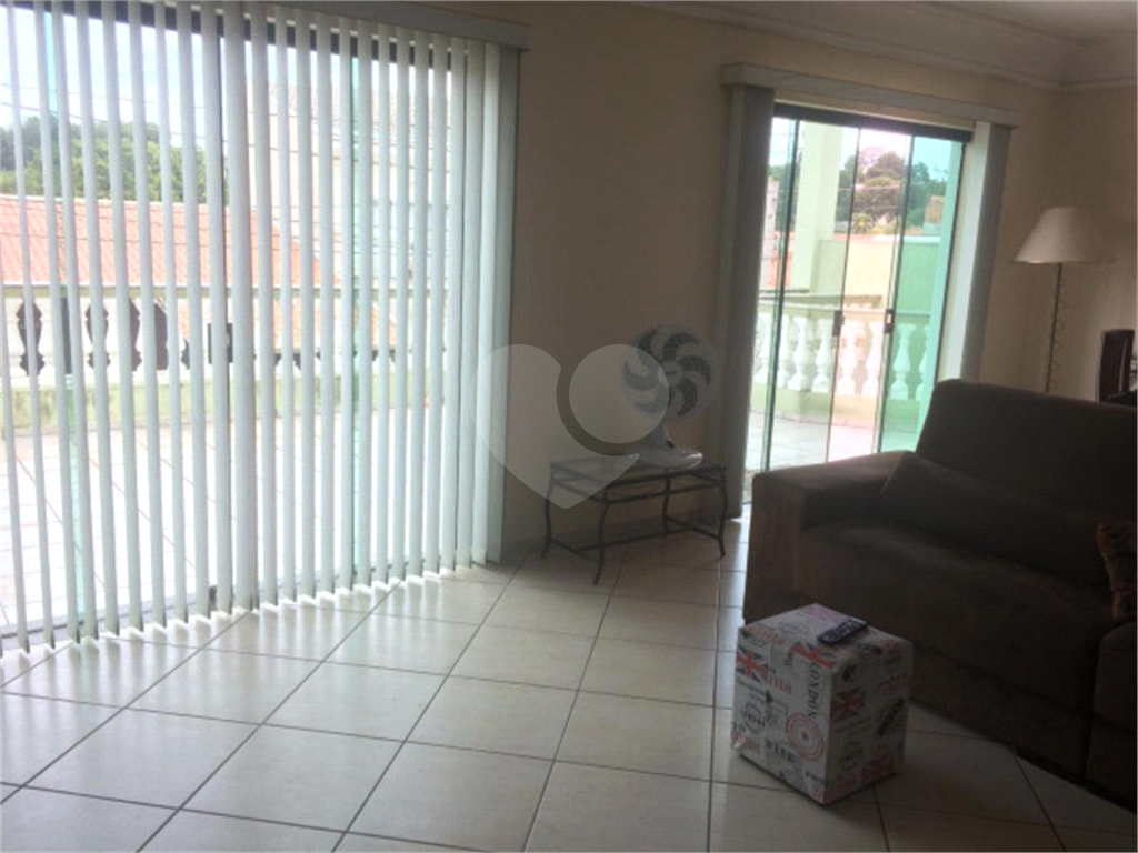 Sobrado à venda com 3 quartos, 250m² - Foto 22