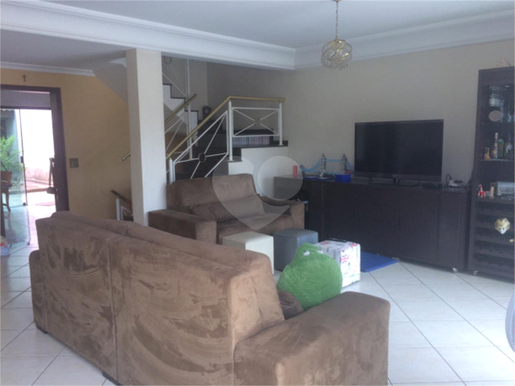 Sobrado à venda com 3 quartos, 250m² - Foto 26
