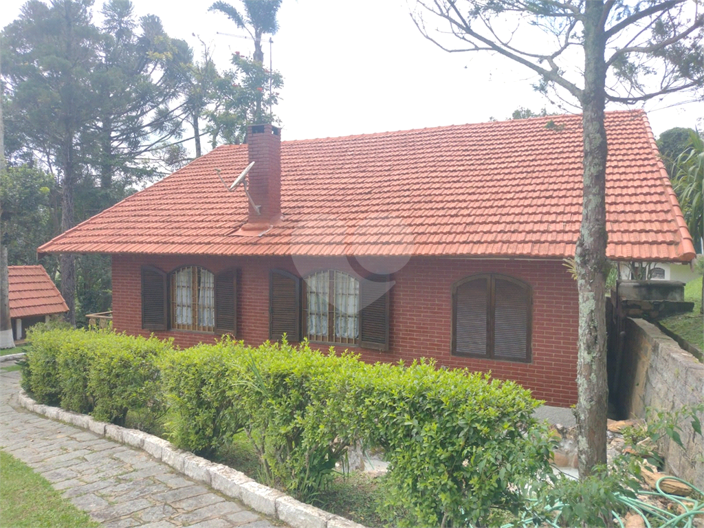 Casa de Condomínio à venda com 4 quartos, 435m² - Foto 1