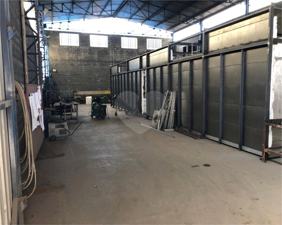 Depósito-Galpão-Armazém à venda, 1500m² - Foto 13