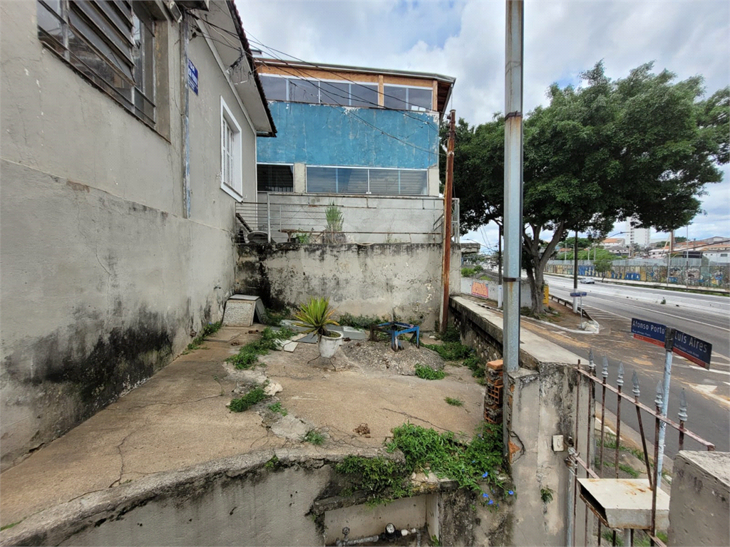 SOBRADO COM 175 M² EM ARTUR ALVIM