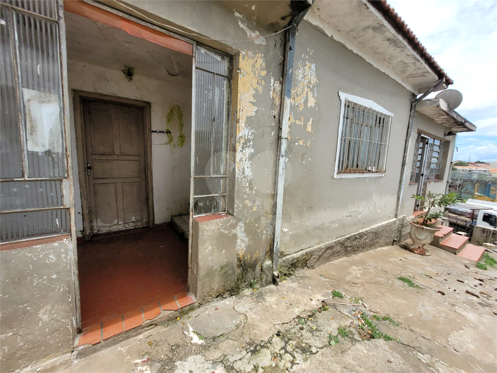 SOBRADO COM 175 M² EM ARTUR ALVIM