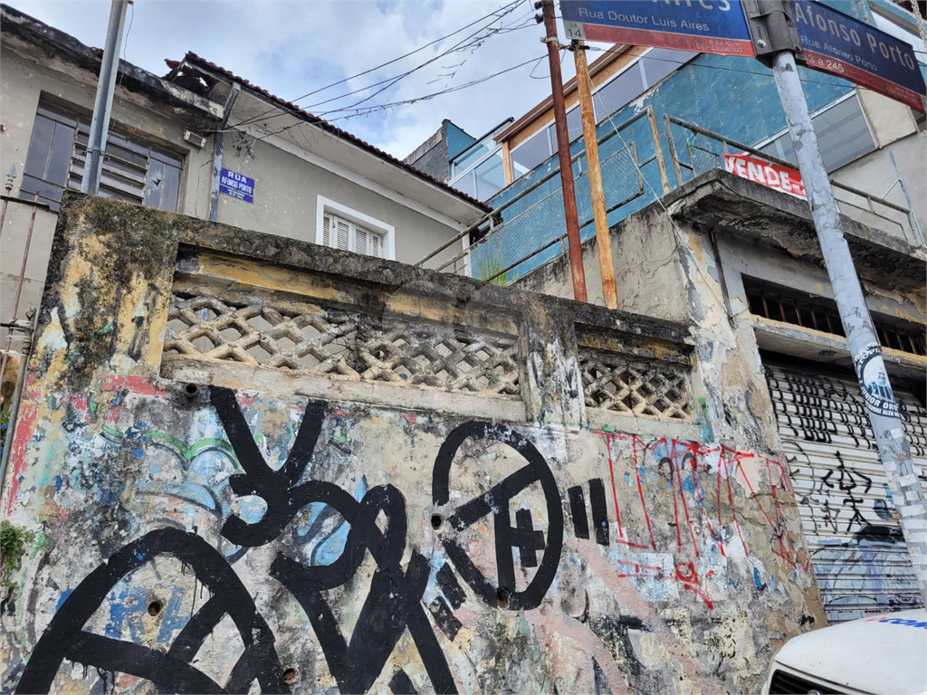 SOBRADO COM 175 M² EM ARTUR ALVIM