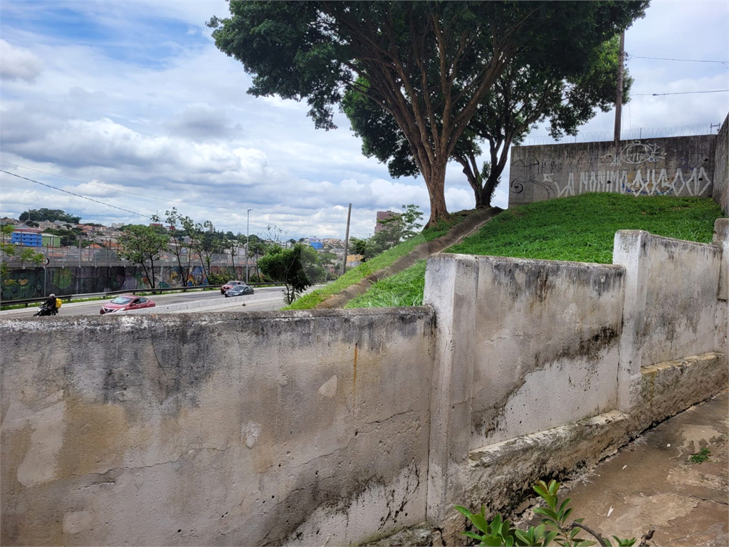 SOBRADO COM 175 M² EM ARTUR ALVIM