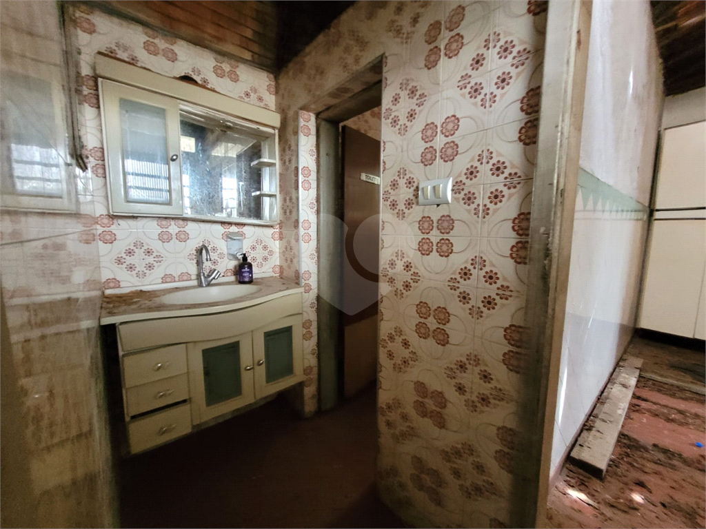 SOBRADO COM 175 M² EM ARTUR ALVIM