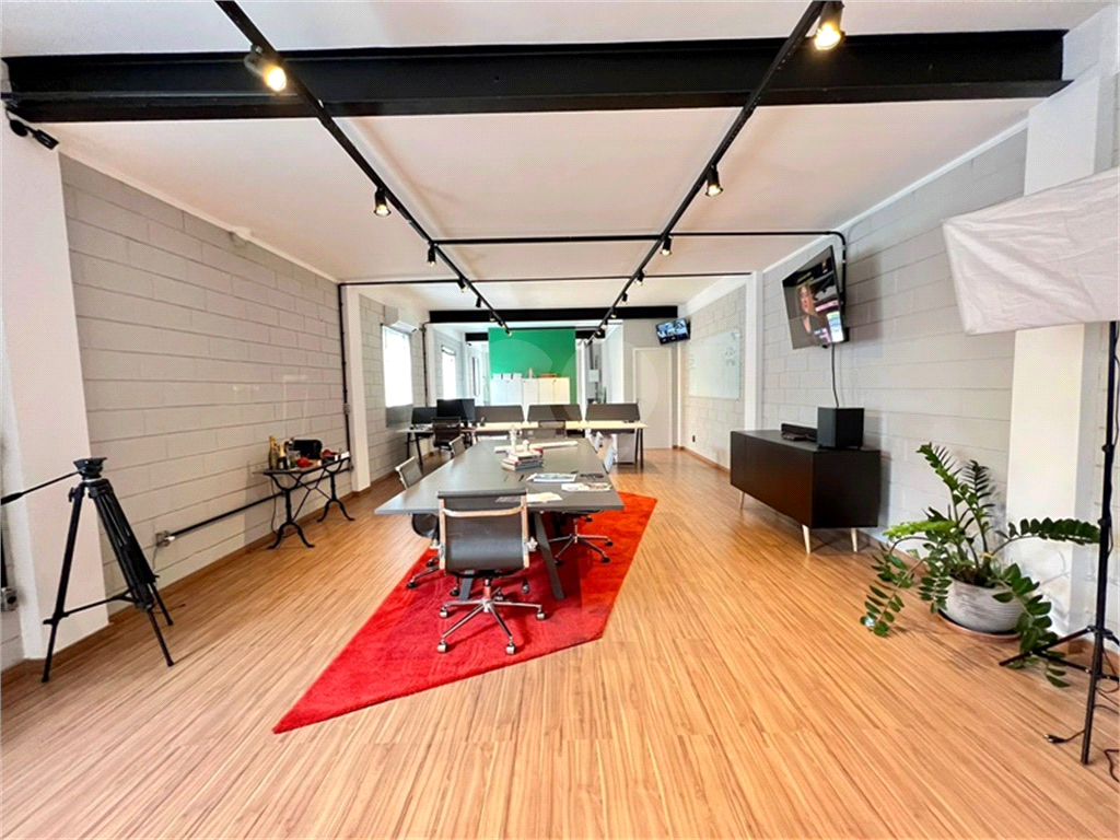 Prédio Inteiro à venda, 500m² - Foto 2