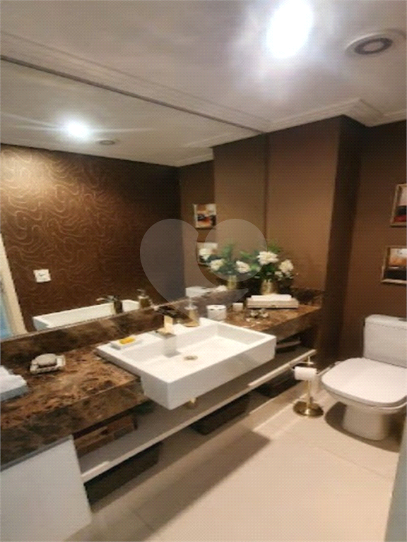 Apartamento à venda com 3 quartos, 131m² - Foto 19
