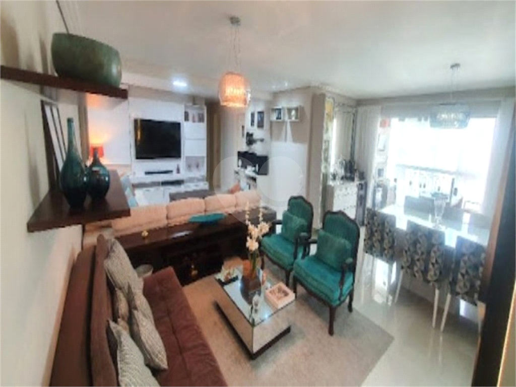 Apartamento à venda com 3 quartos, 131m² - Foto 2