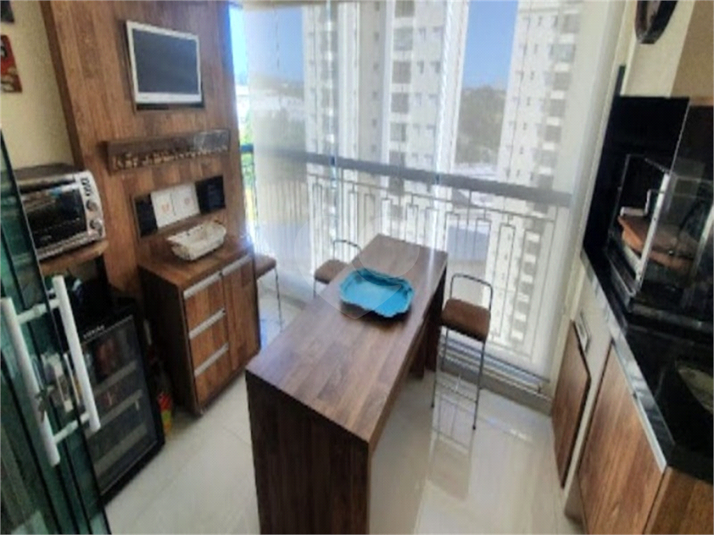 Apartamento à venda com 3 quartos, 131m² - Foto 6